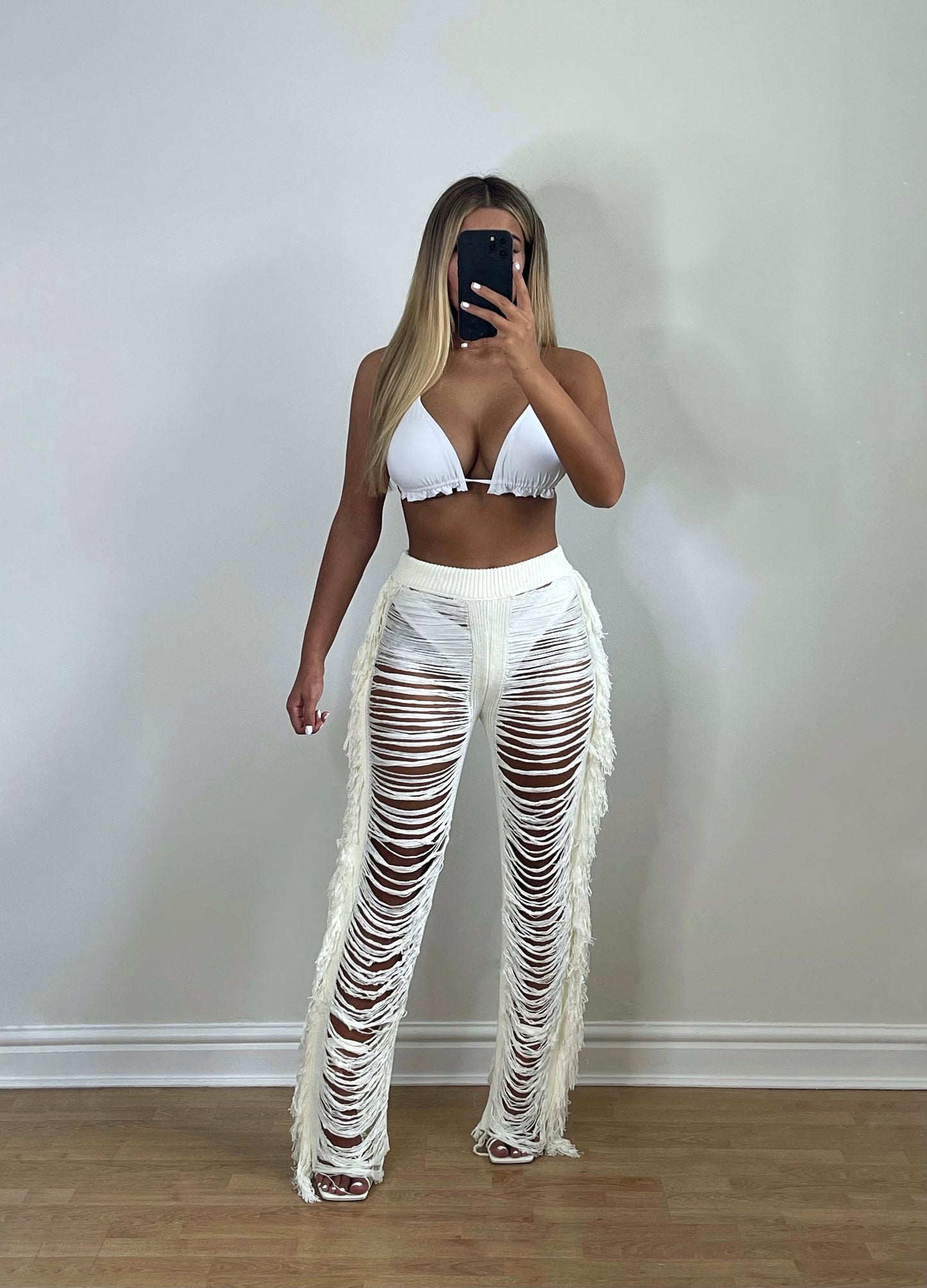 GEMMA Tassel Shredded Trousers - White